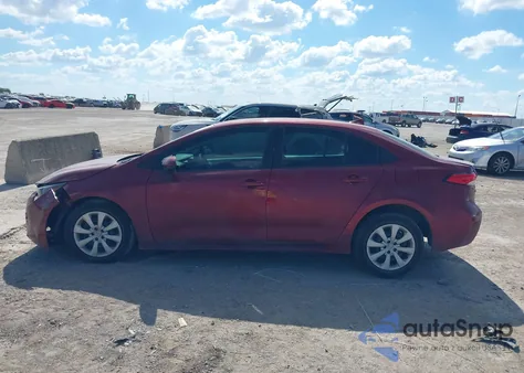 2022 Toyota Corolla Le z USA, uszkodzony, nr VIN 5YFEPMAE1NP346803